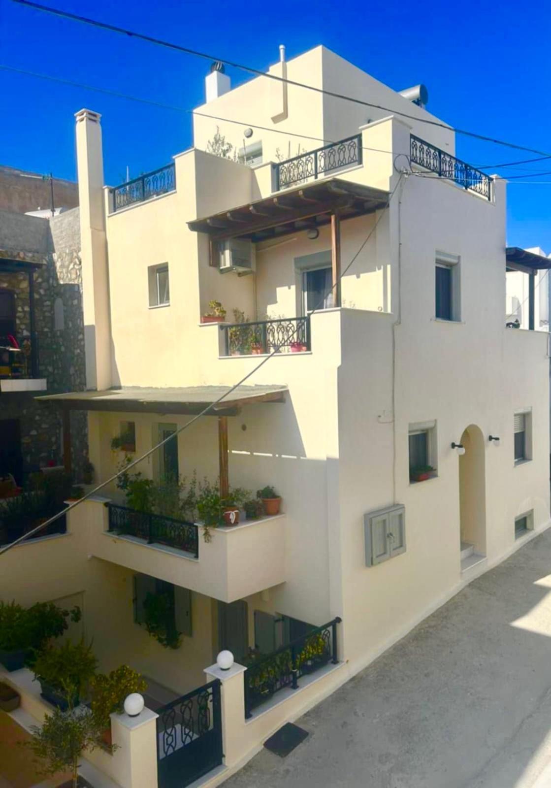 Independent Agapitos Apart , 2Bdrm, Private Patio Naxos City Exterior foto