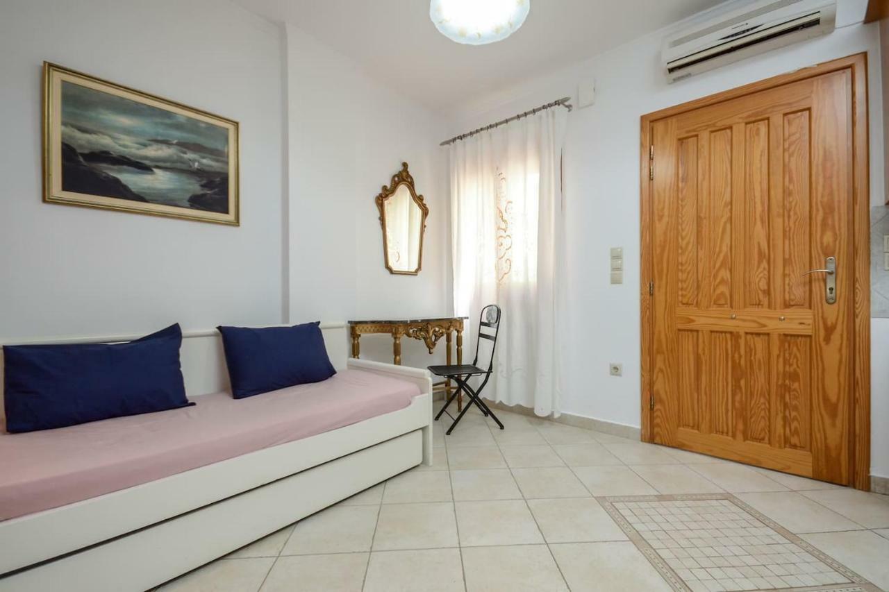 Independent Agapitos Apart , 2Bdrm, Private Patio Naxos City Exterior foto